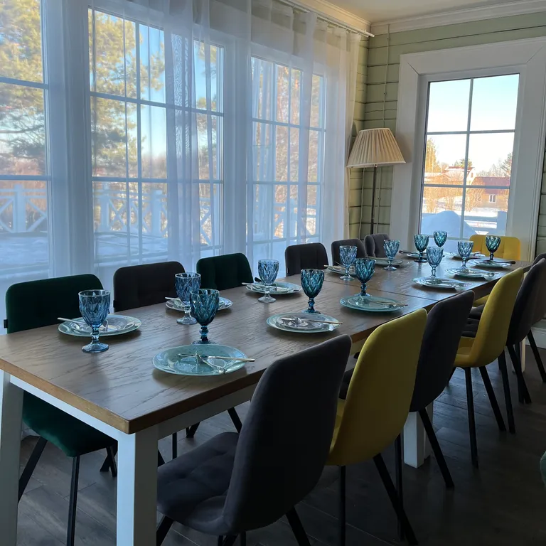 Isotalo - большой дом у озера в карелии, для большой компании