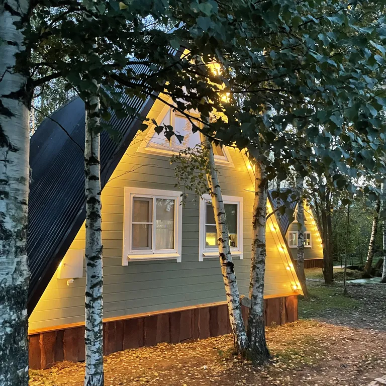 Уютный коттедж в стиле A-Frame