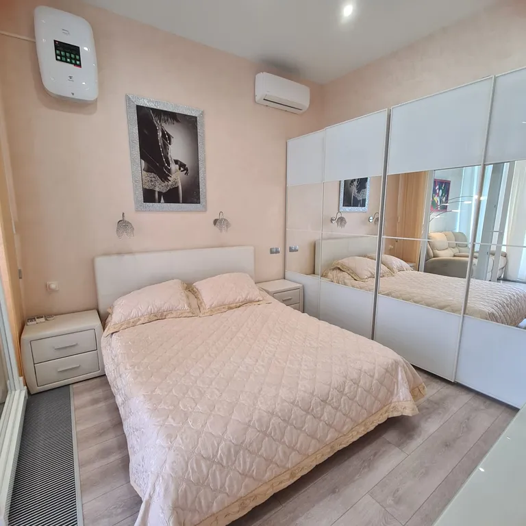 Апартаменты на первой береговой линии