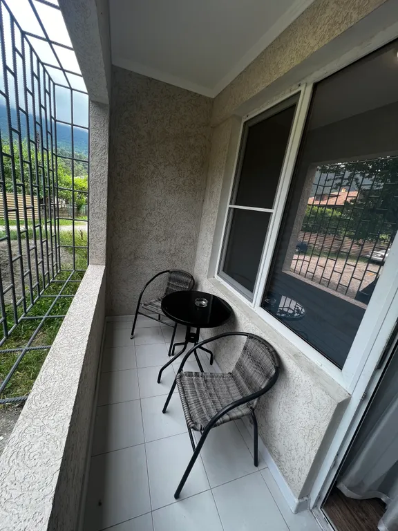 Уютная двухкомнатная квартира с ремонтом