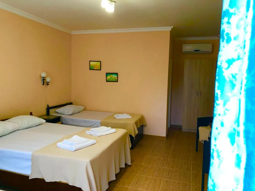 Квартира Комната — Гагра