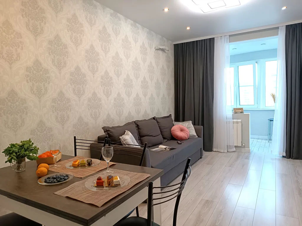 Двухкомнатная квартира с видом на набережную рядом с Крокус