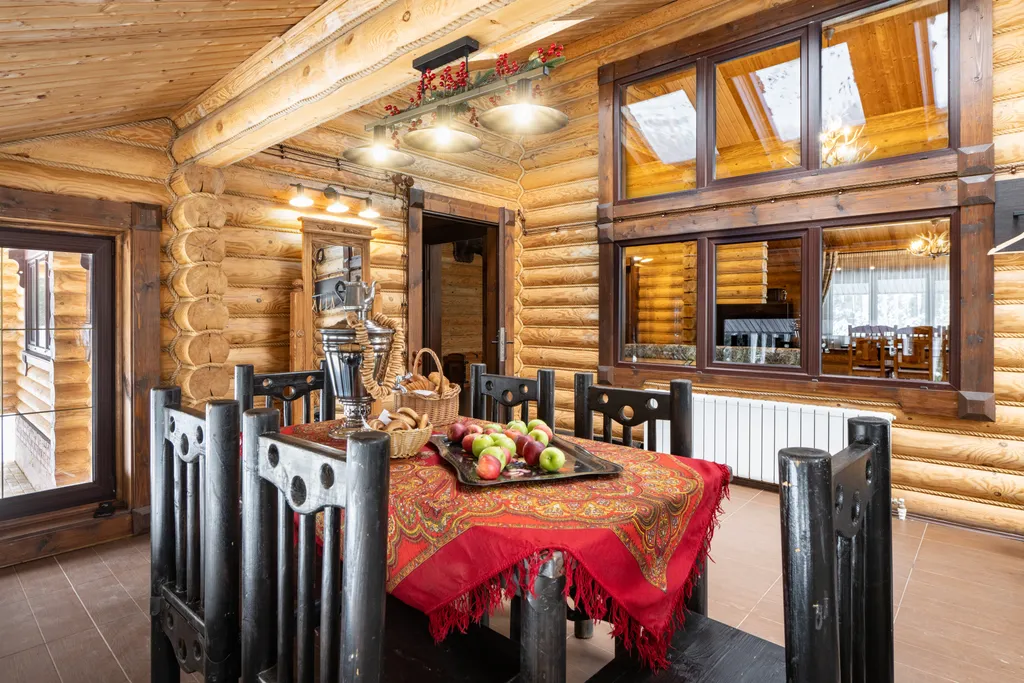 Бревенчатый коттедж Вип 1, 3 спальни на берегу озера Селигер