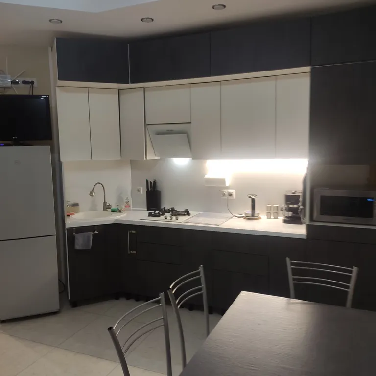 Квартира 2-комнатная Квартира — Геленджик