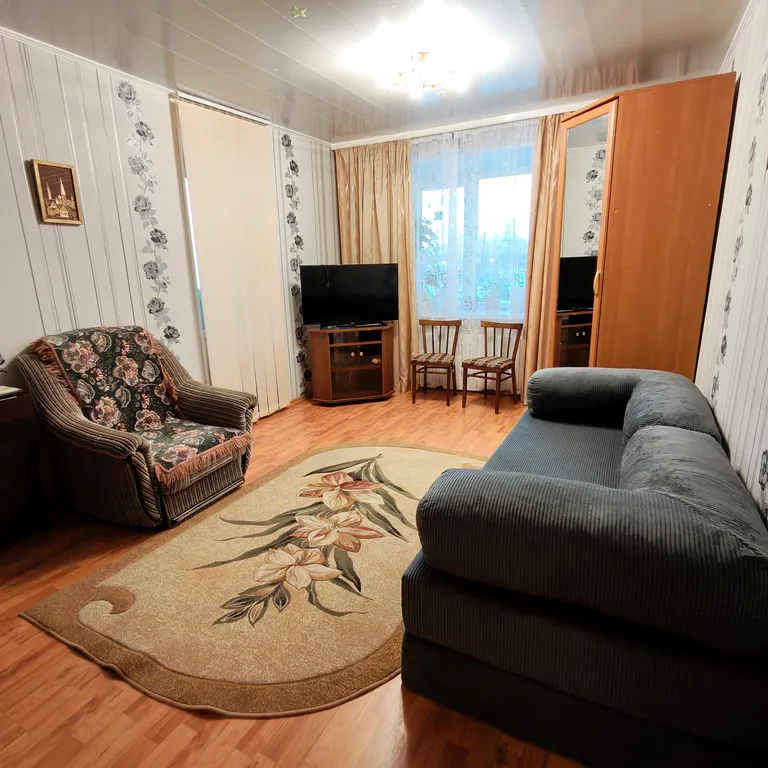 Квартира Бюджетная квартира "Дёшево и СерДЕЧНО". — Кировск