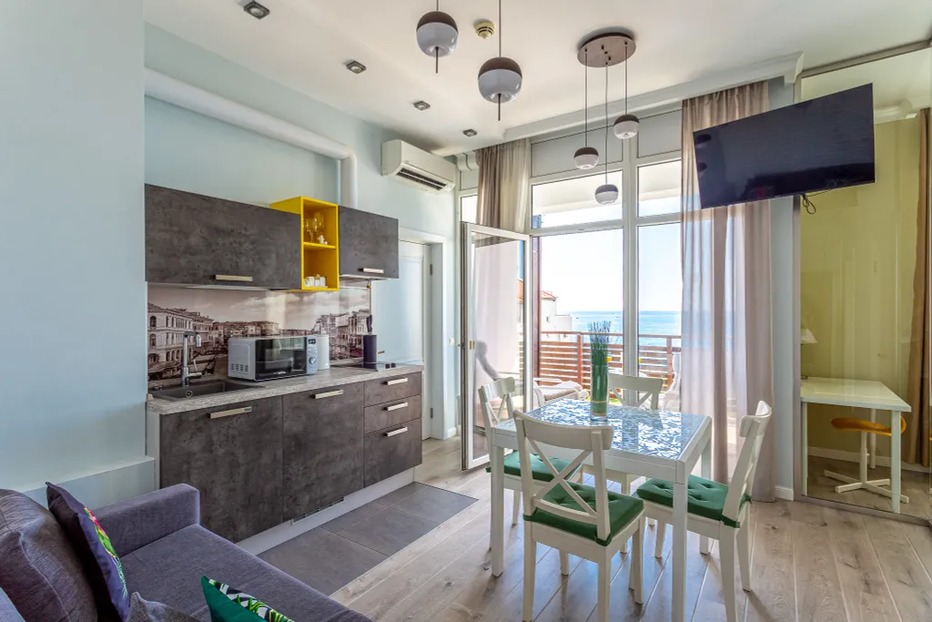 Апартаменты с видом на море и балконом №555