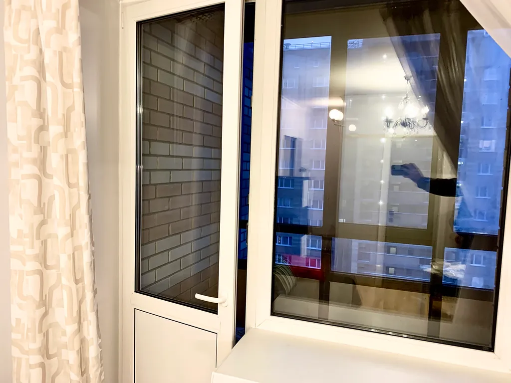 Атмосферная студия метро Парнас