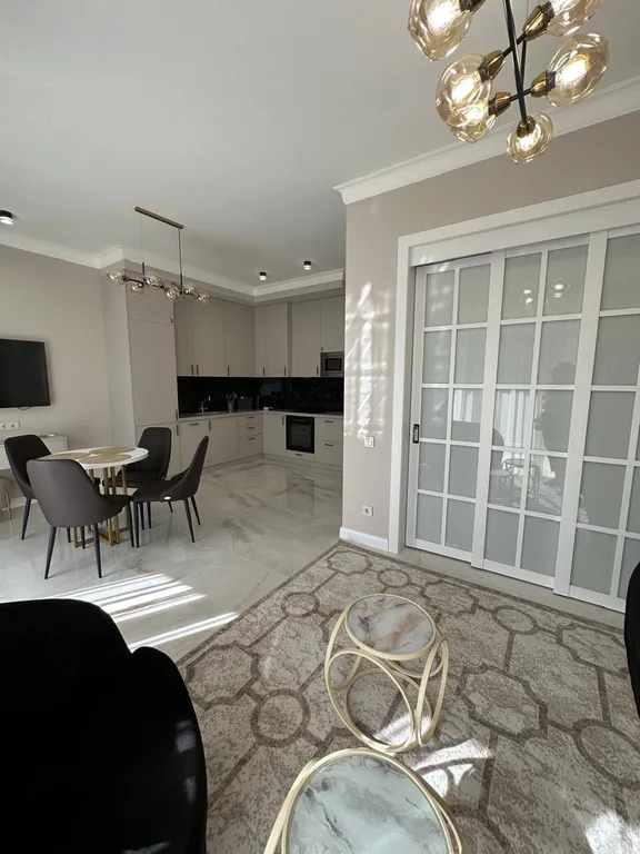 Красивые апартаменты на 1-й береговой линии