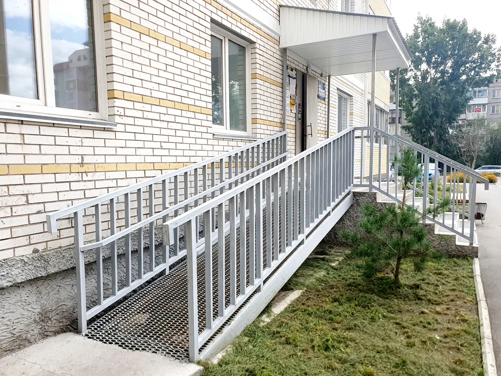 Квартира-студия в новом доме в районе войсковой части