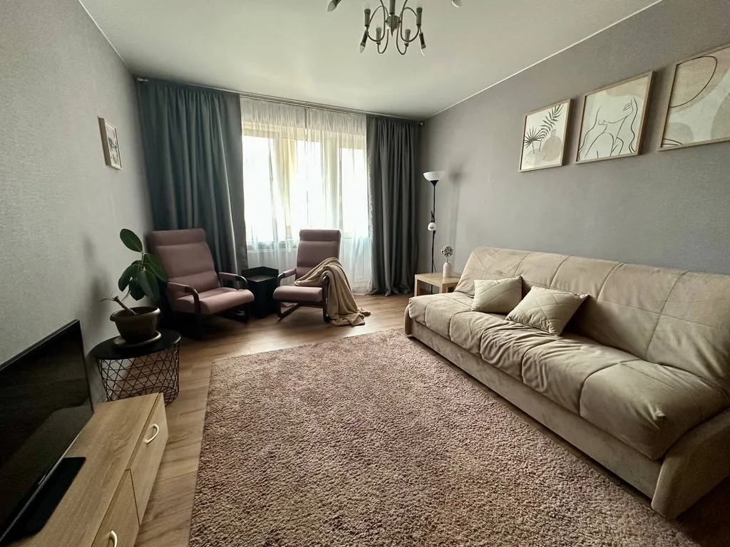 2-комнатная квартира в центре у Ледового дворца