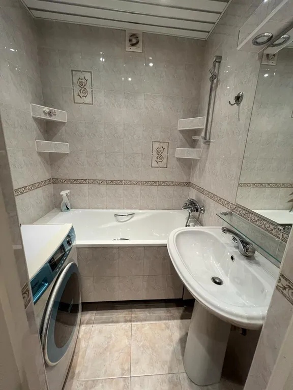 Уютная квартира с видом на горы в районе Нового озера