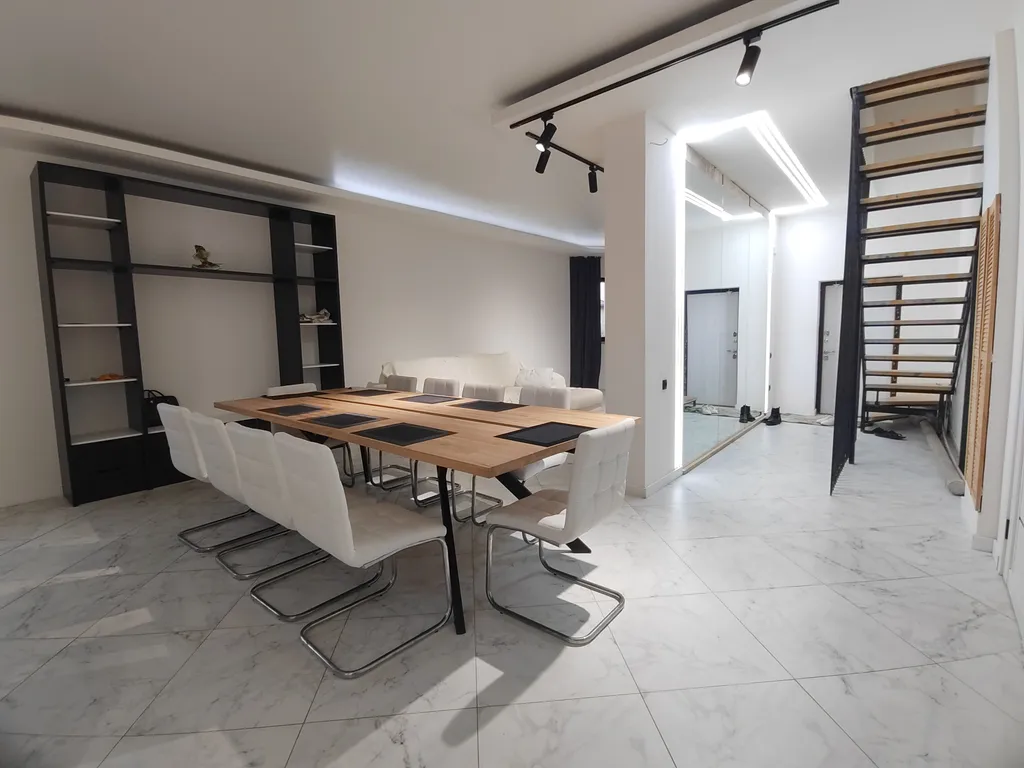 6-комнатный Дом