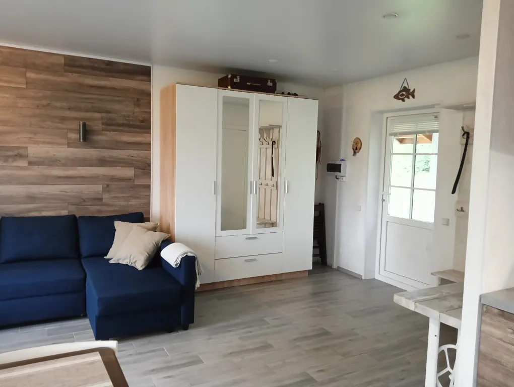 Дом на берегу озера