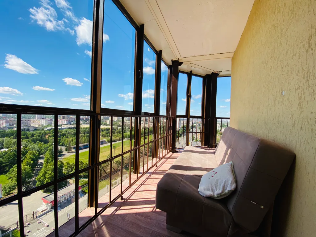 Видовые апартаменты на 16 этаже в Loft стиле