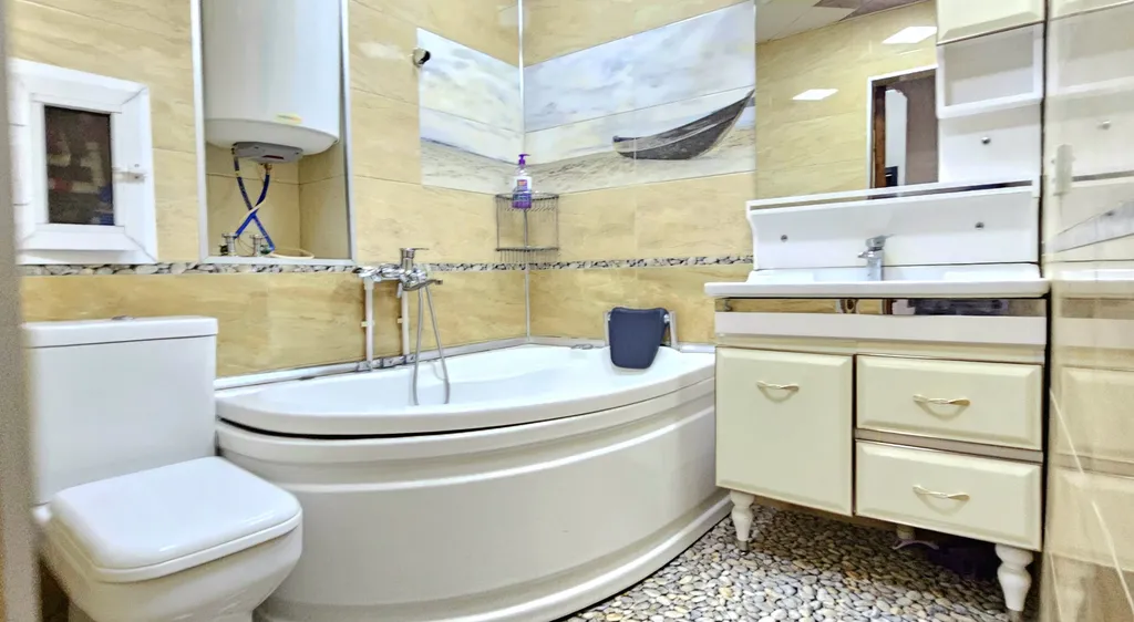 Комфортная двухкомнатная квартира рядом старом городом