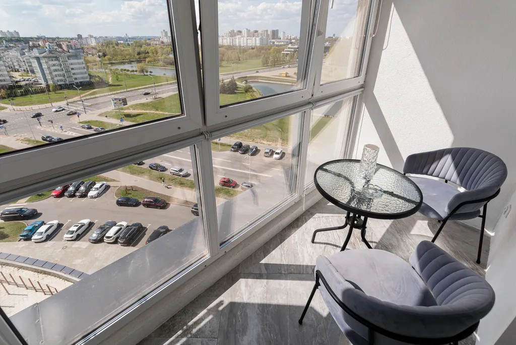 Апартаменты у Дана молл с видом на озеро