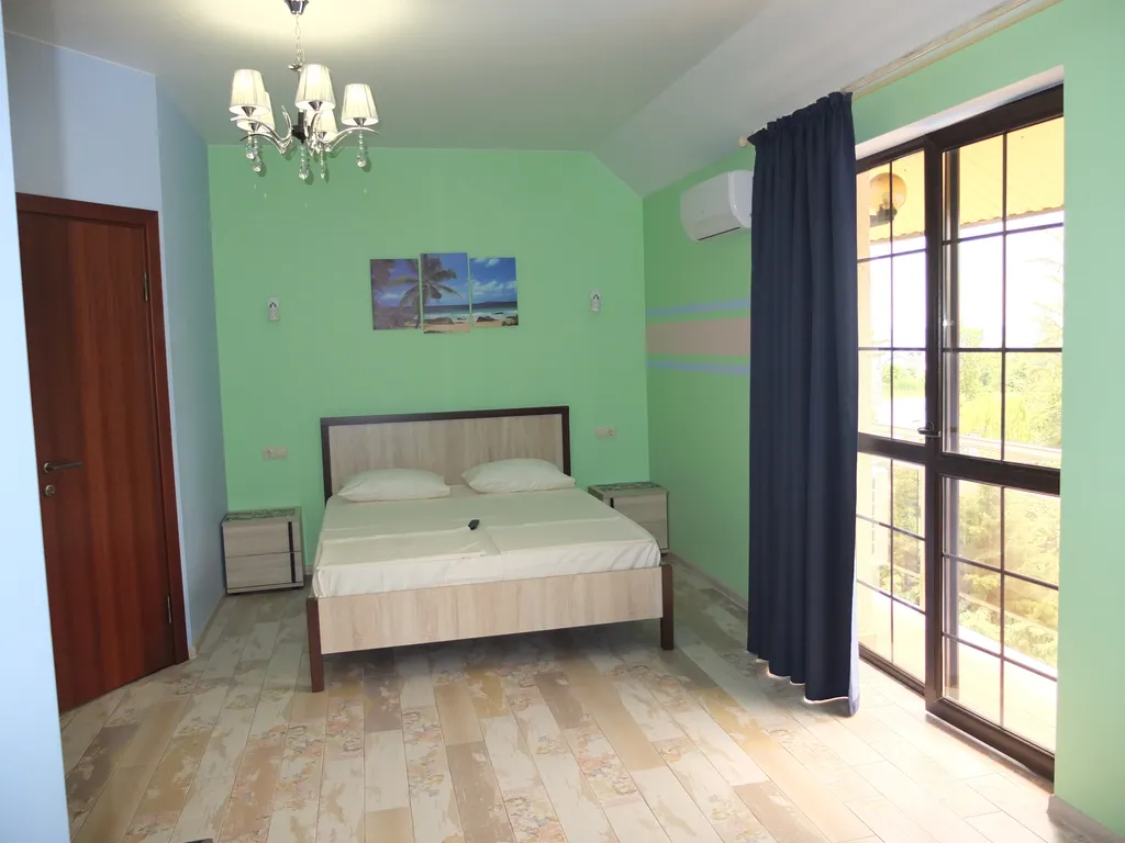 Семейный полулюкс для 2х взрослых и 2х детей