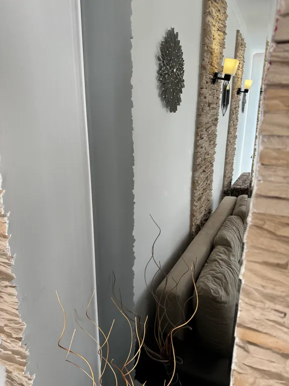 Красивая трёхкомнатная квартира в центре с видом на площадь