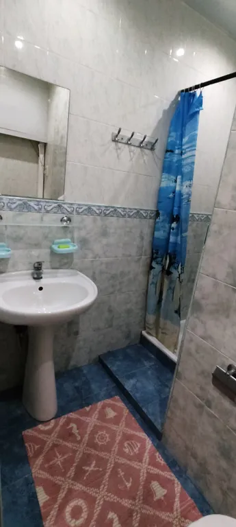 Удобная квартира в центре набережной