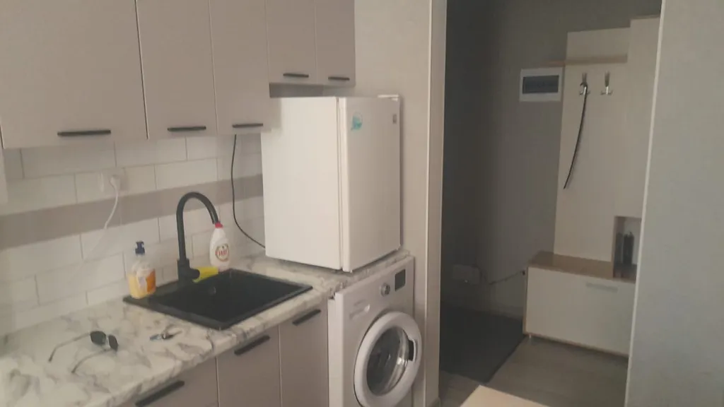 1 комнатная замечательная квартира