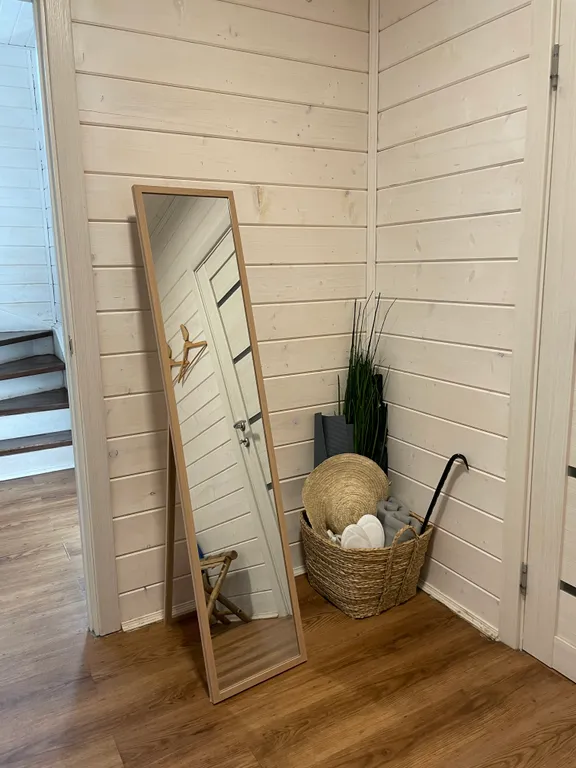 Вилла с банным чаном на берегу водоёма