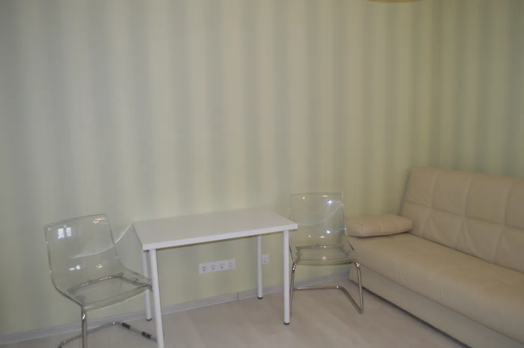 Евродвушка с компьютером, принтером, новой кроватью