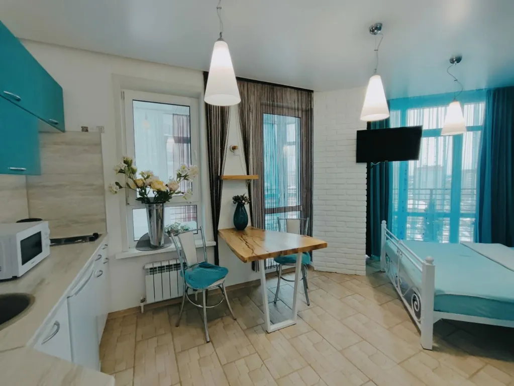 Студия под небесами