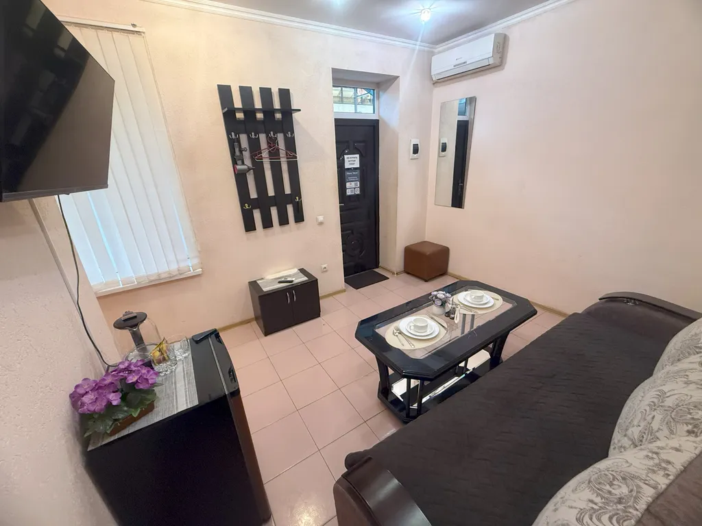 2-комнатная Квартира — аренда посуточно в Владикавказ