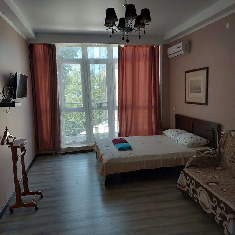 1-комнатная Квартира — аренда посуточно в Алупка