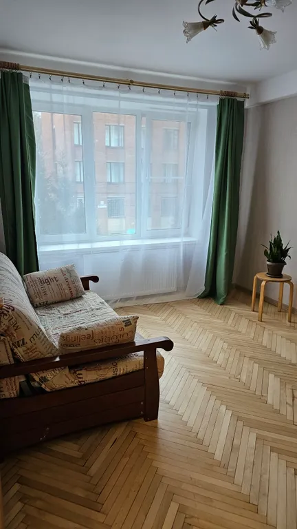 Квартира у метро