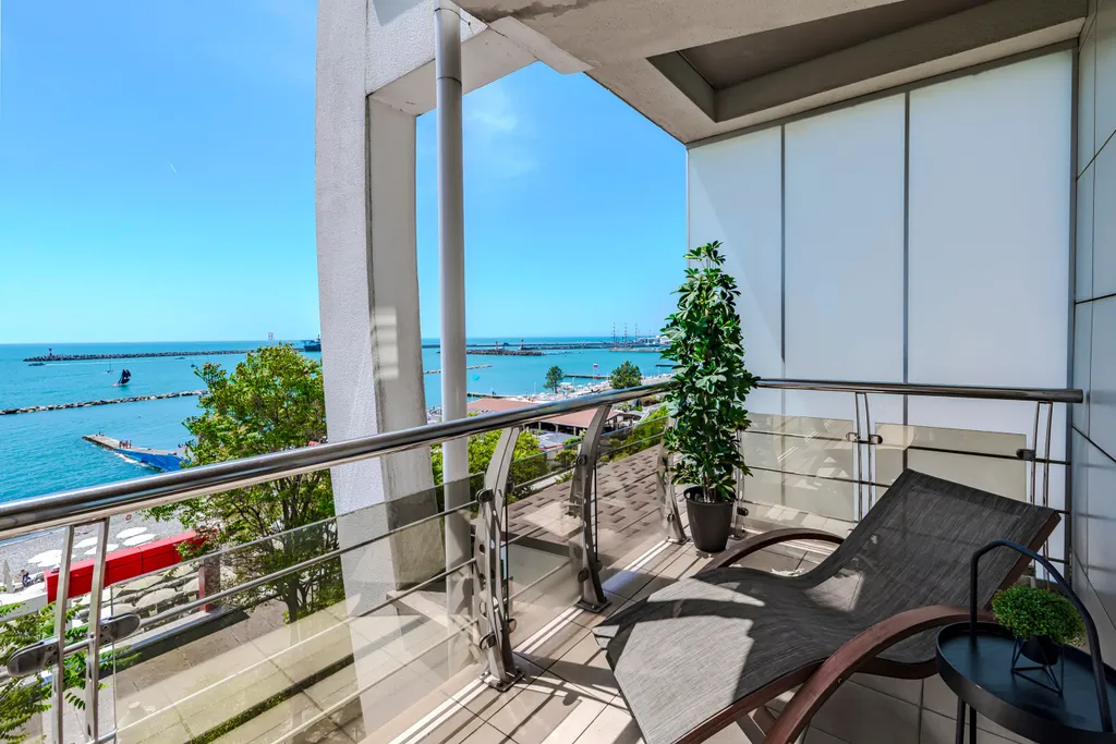 Двухкомнатные апартаменты Family с панорамным видом на море