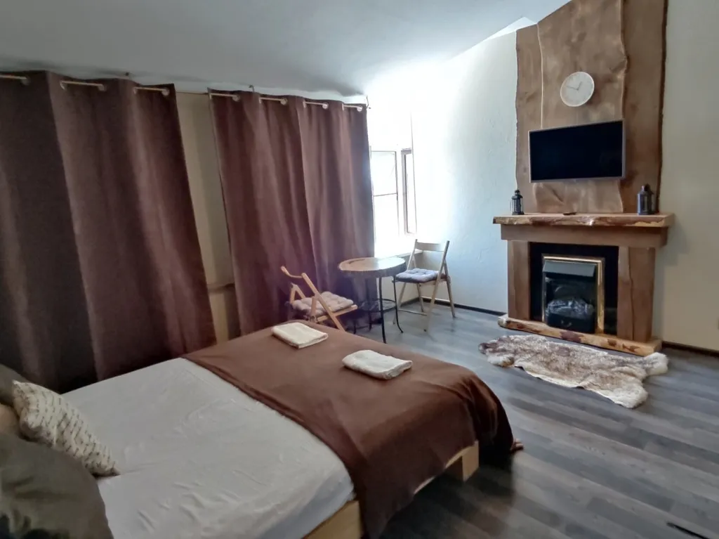 Квартира-студия с видом на реку — аренда посуточно в Псков