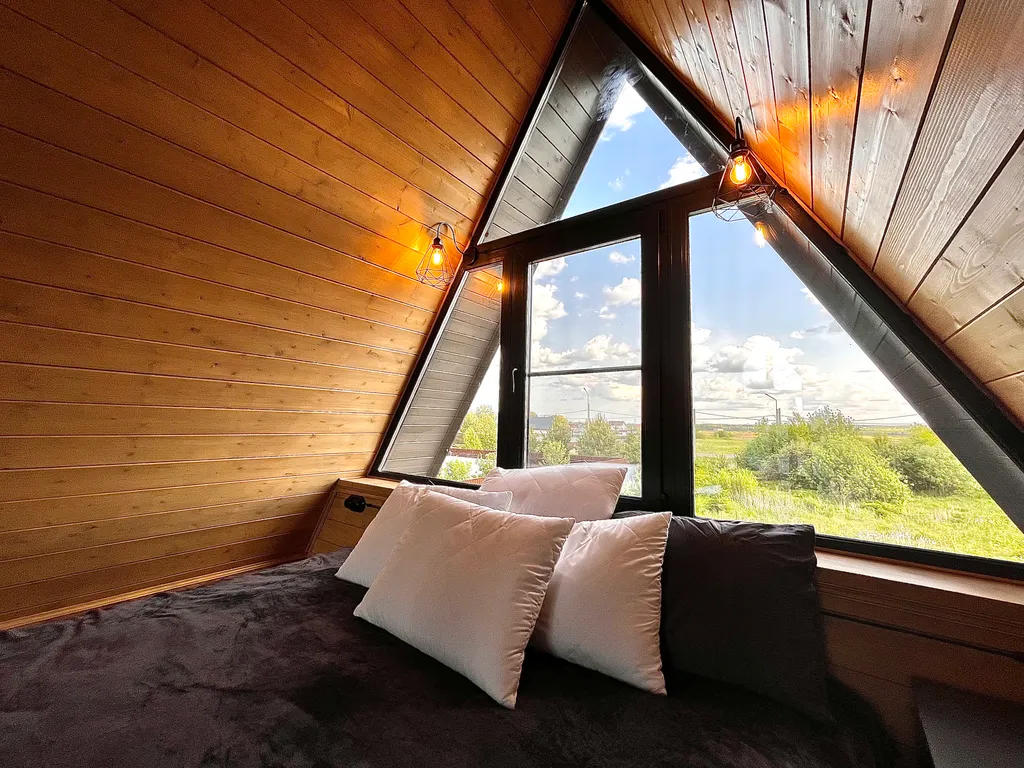 Домик у реки с банным чаном и сап-бордами