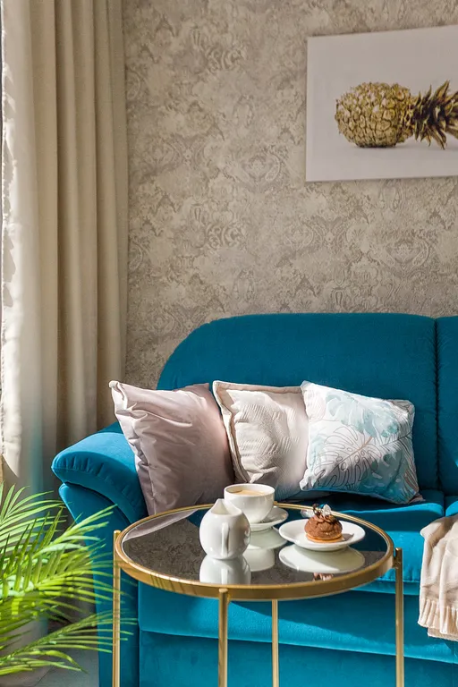 Золотой Ананас с видом на море