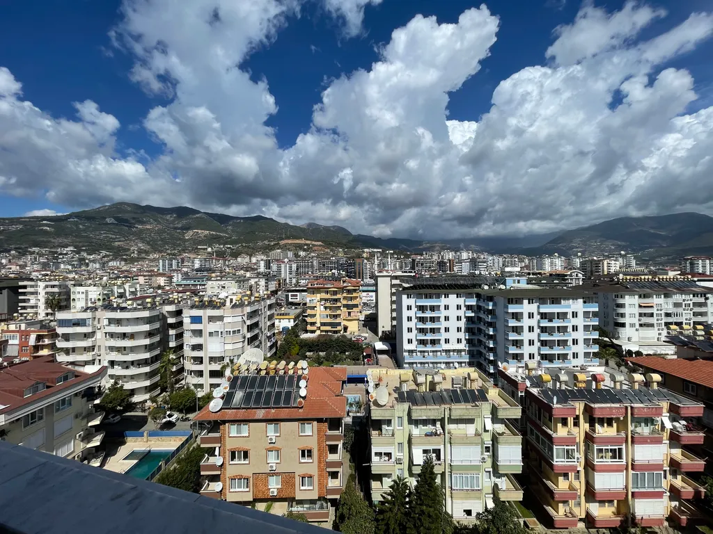 Большая квартира с видом на горы со всей инфраструктурой