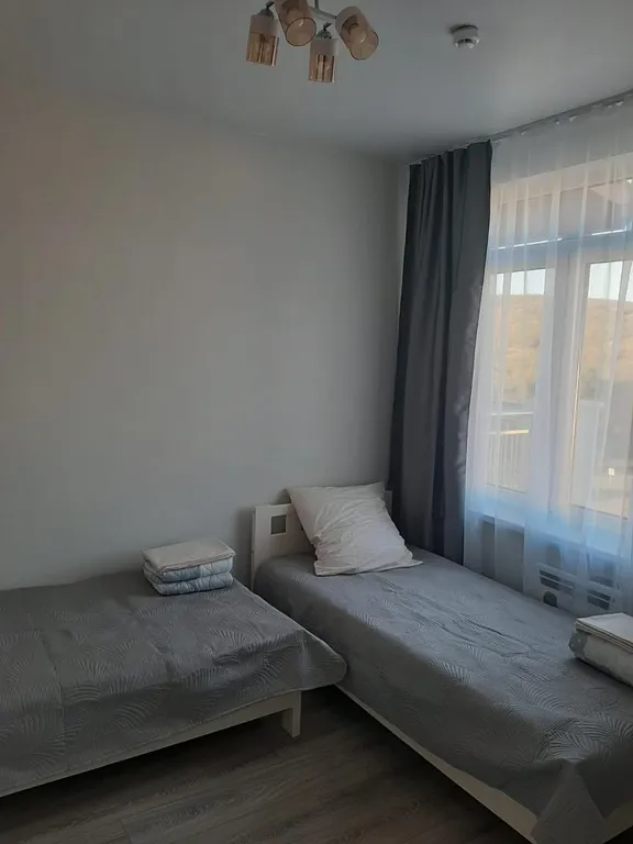 Уютная квартира с видом на горы и бассейн