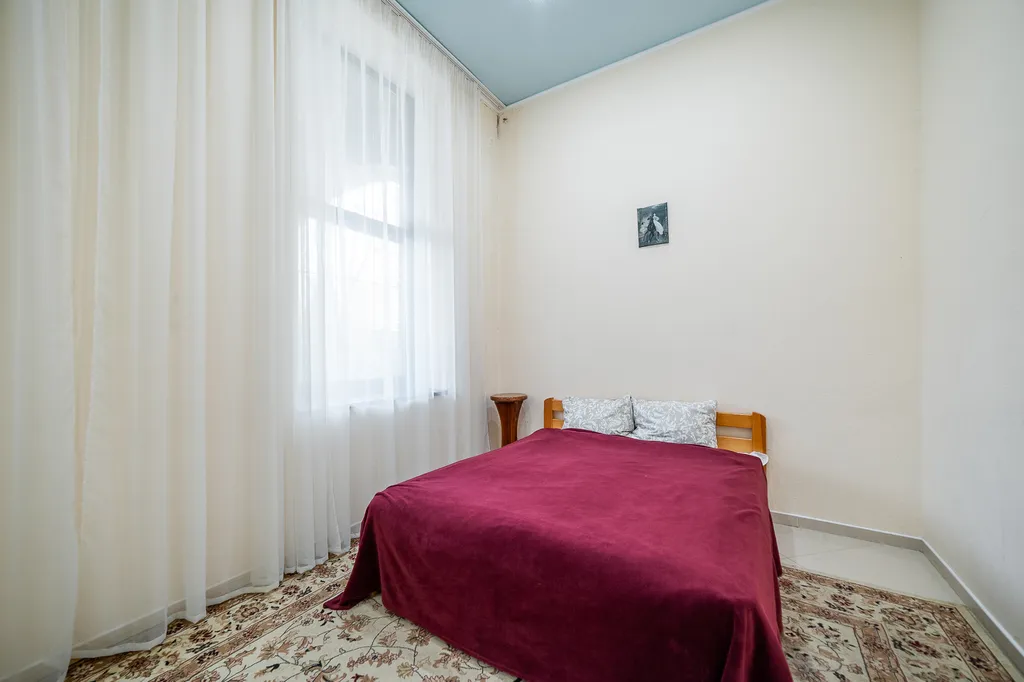 6-комнатный Дом