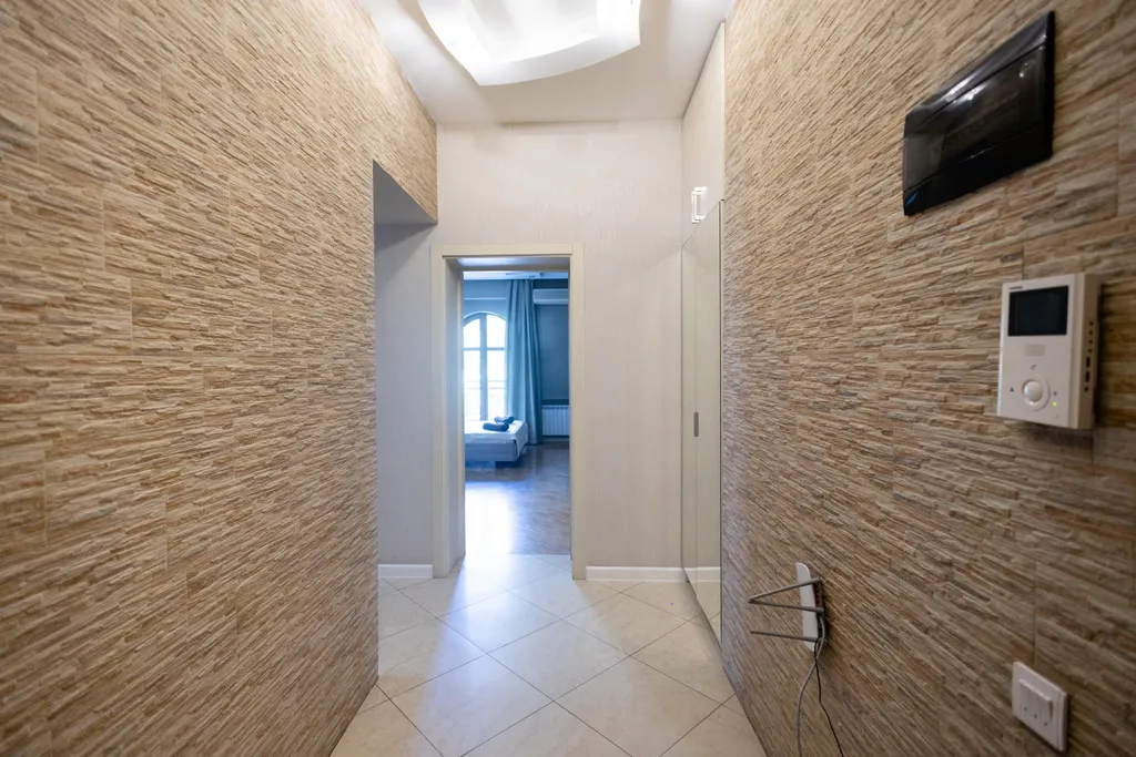 Комфортная квартира на торговой с двумя балконами