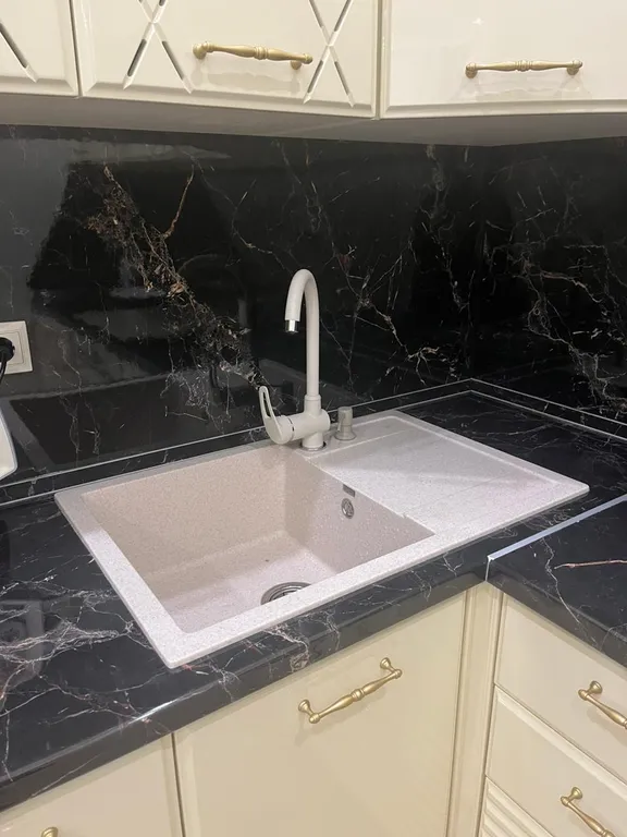 Квартира 3-комнатная Квартира — Домбай