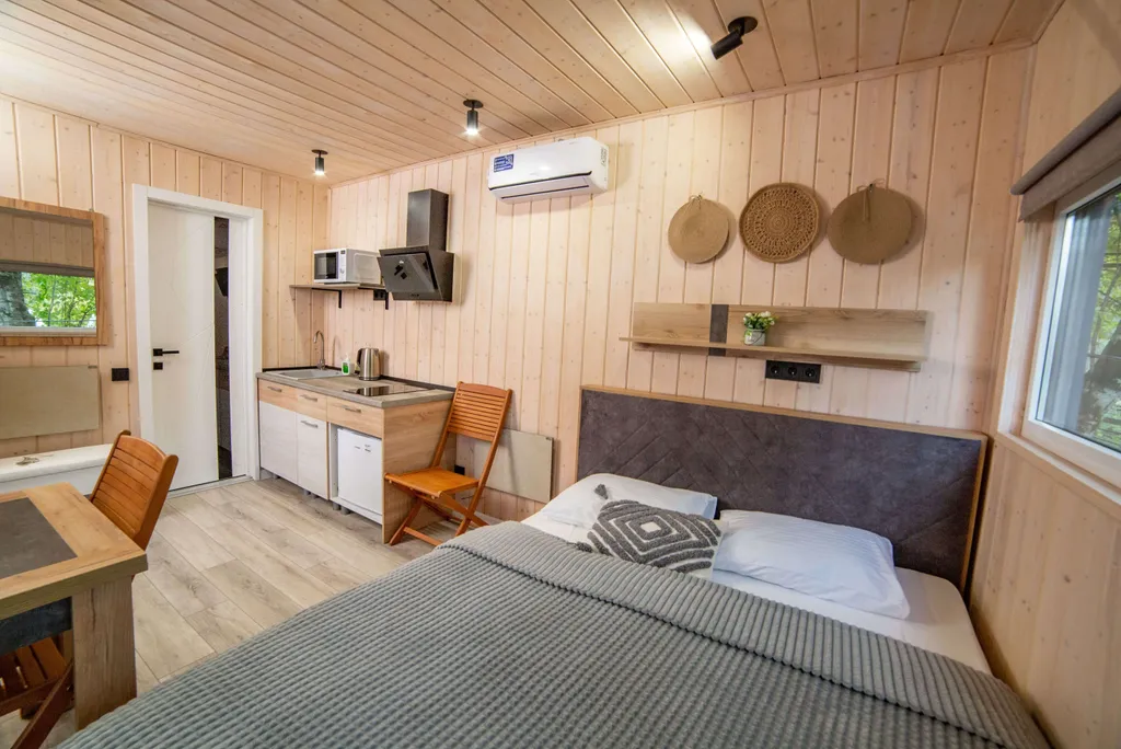 Глэмпинг-отель Высокий берег