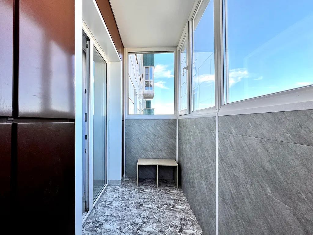 Уютная новая квартира класса люкс в 10 минутах от центра города