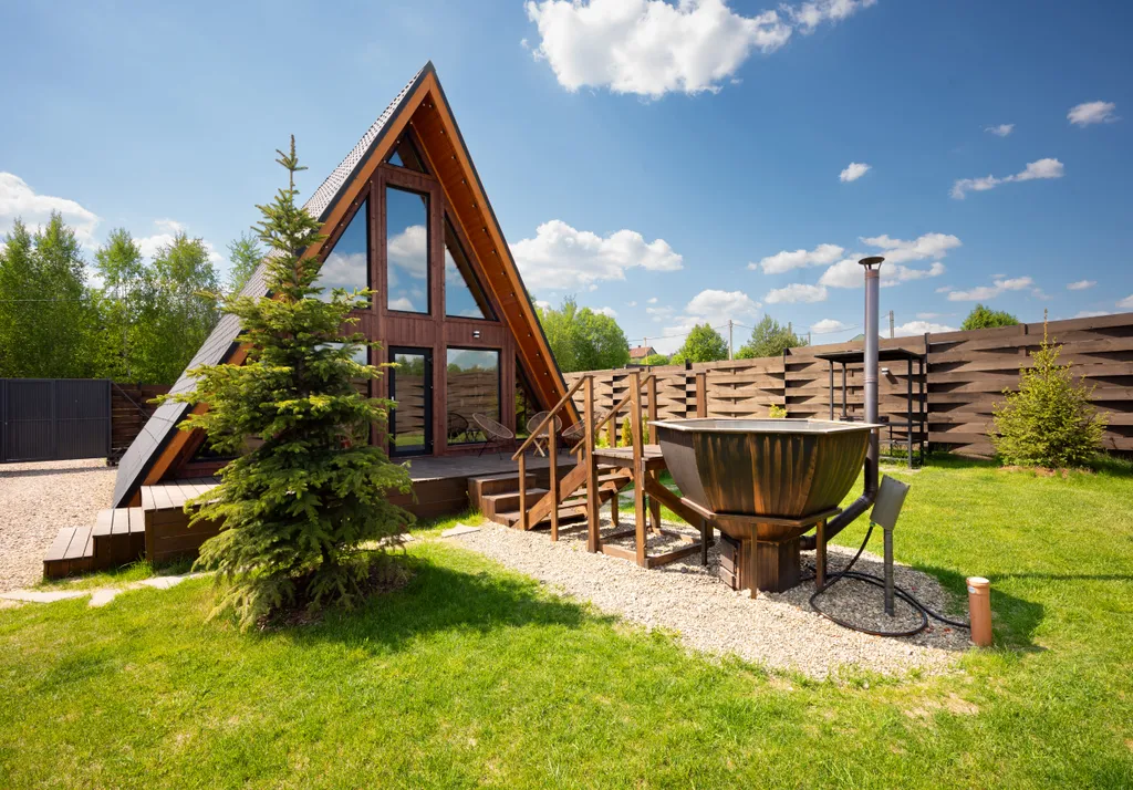 Коттедж с баней и уличным чаном — аренда посуточно в Яхрома