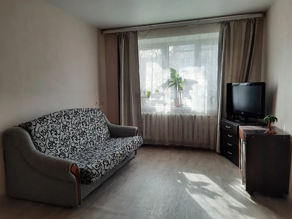 Квартира в центре рядом с парком, озером, центральным рынком и вокзалом — аренда посуточно в Калининград