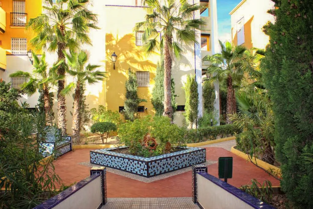 4-комнатная Квартира