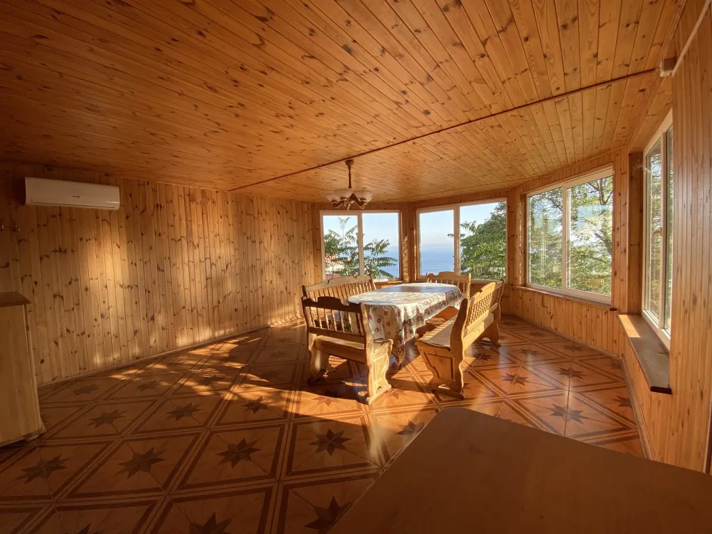 Сруб c бассейном и сауной