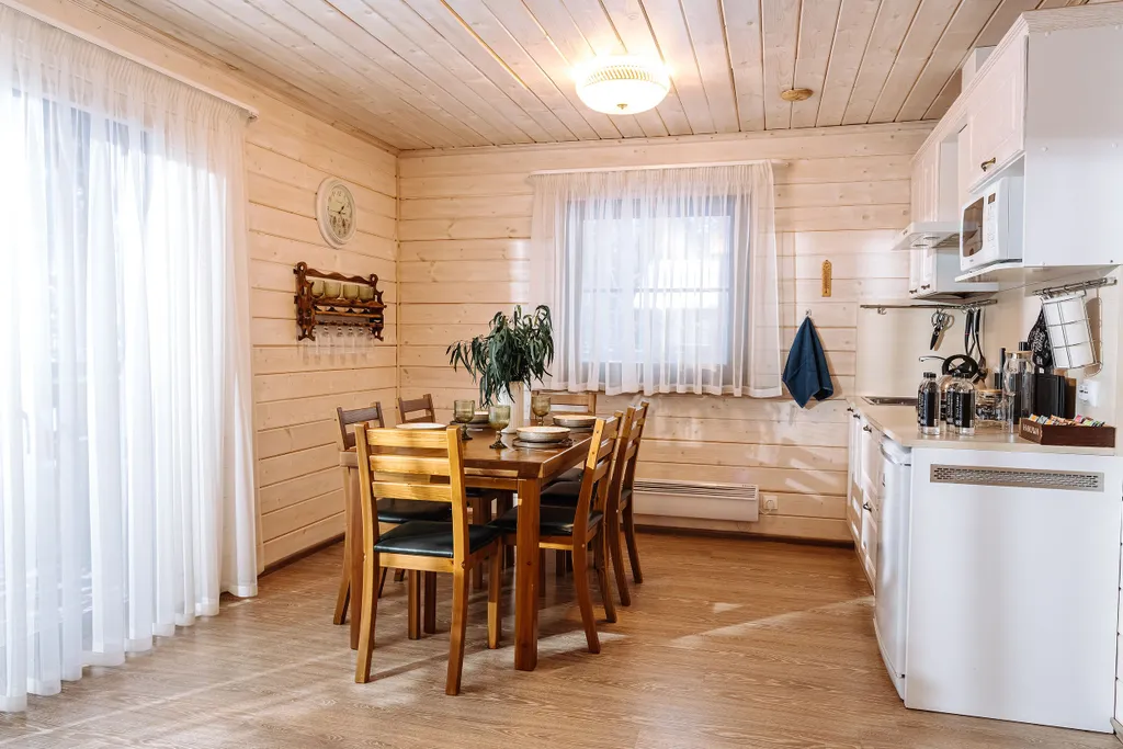 Коттедж Рускеала с сауной и видом на озеро