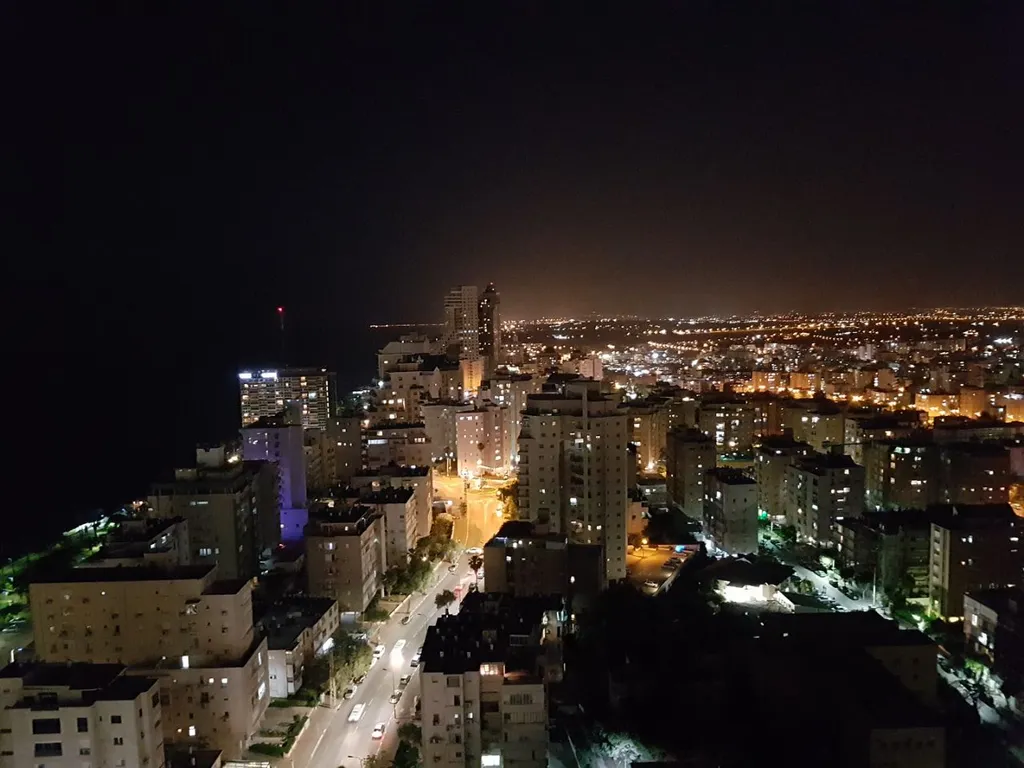 Пентхаус на берегу моря