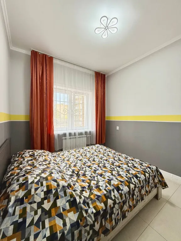 3-комнатная с отдельным входом, центр, работаем с юр/лицами