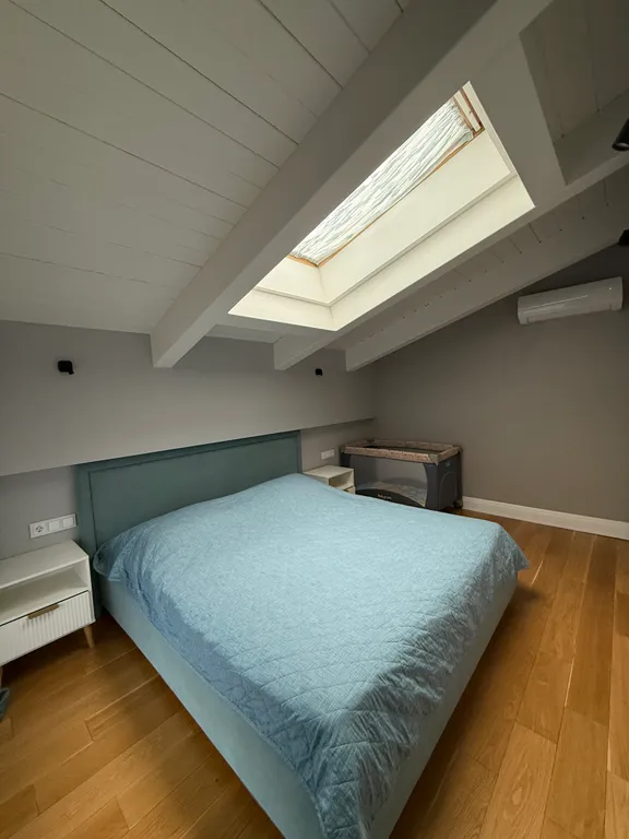 Двухуровневая просторная квартира в п.Эсто-Садок (к.Красная Поляна)