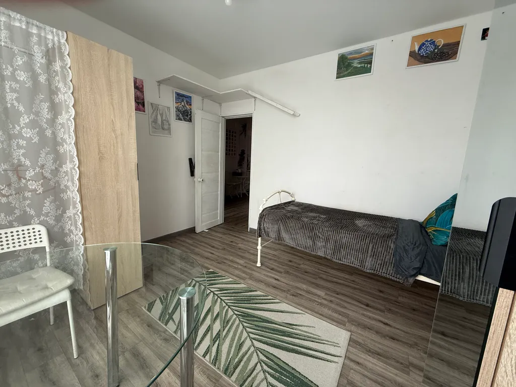 3-комнатная квартира в ЖК Акварели с панорамным видом.